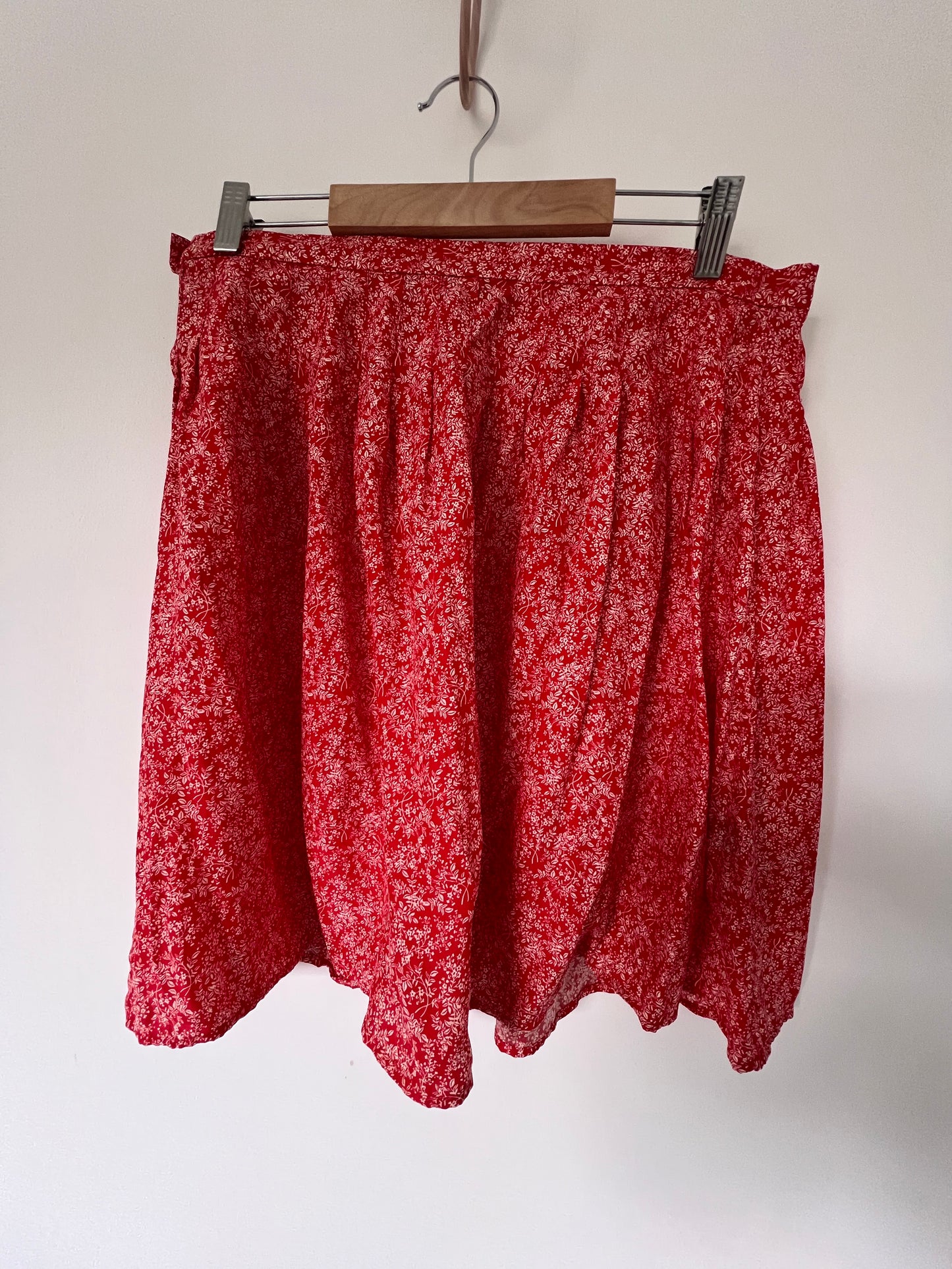Comptoir Des Cotonniers Red Silk Skirt