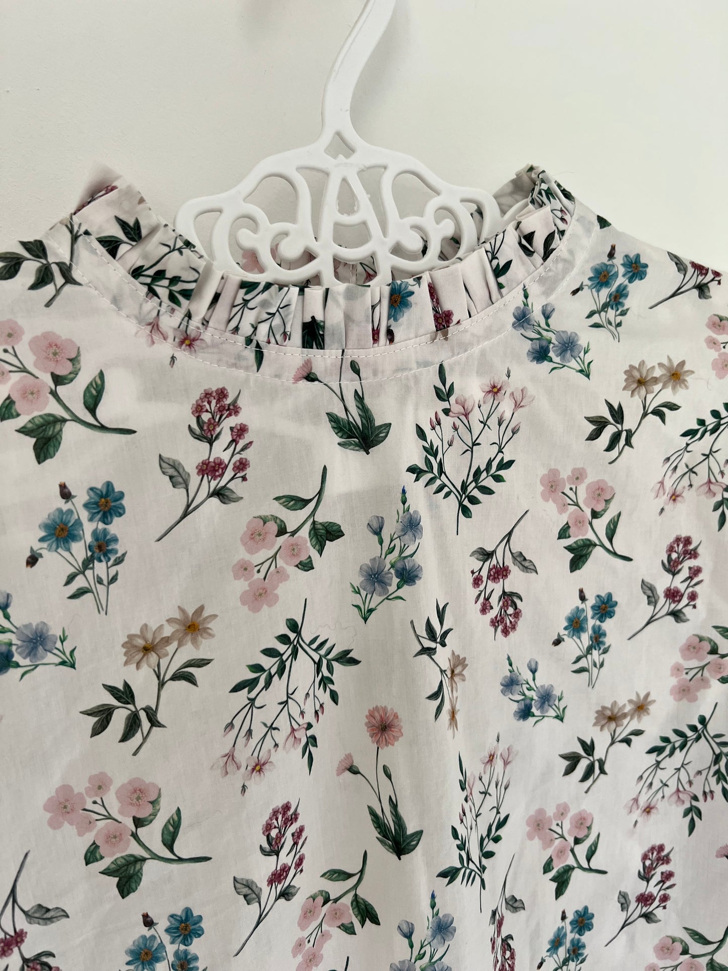 Liberty Annie A Blouse With Ruffled Collar