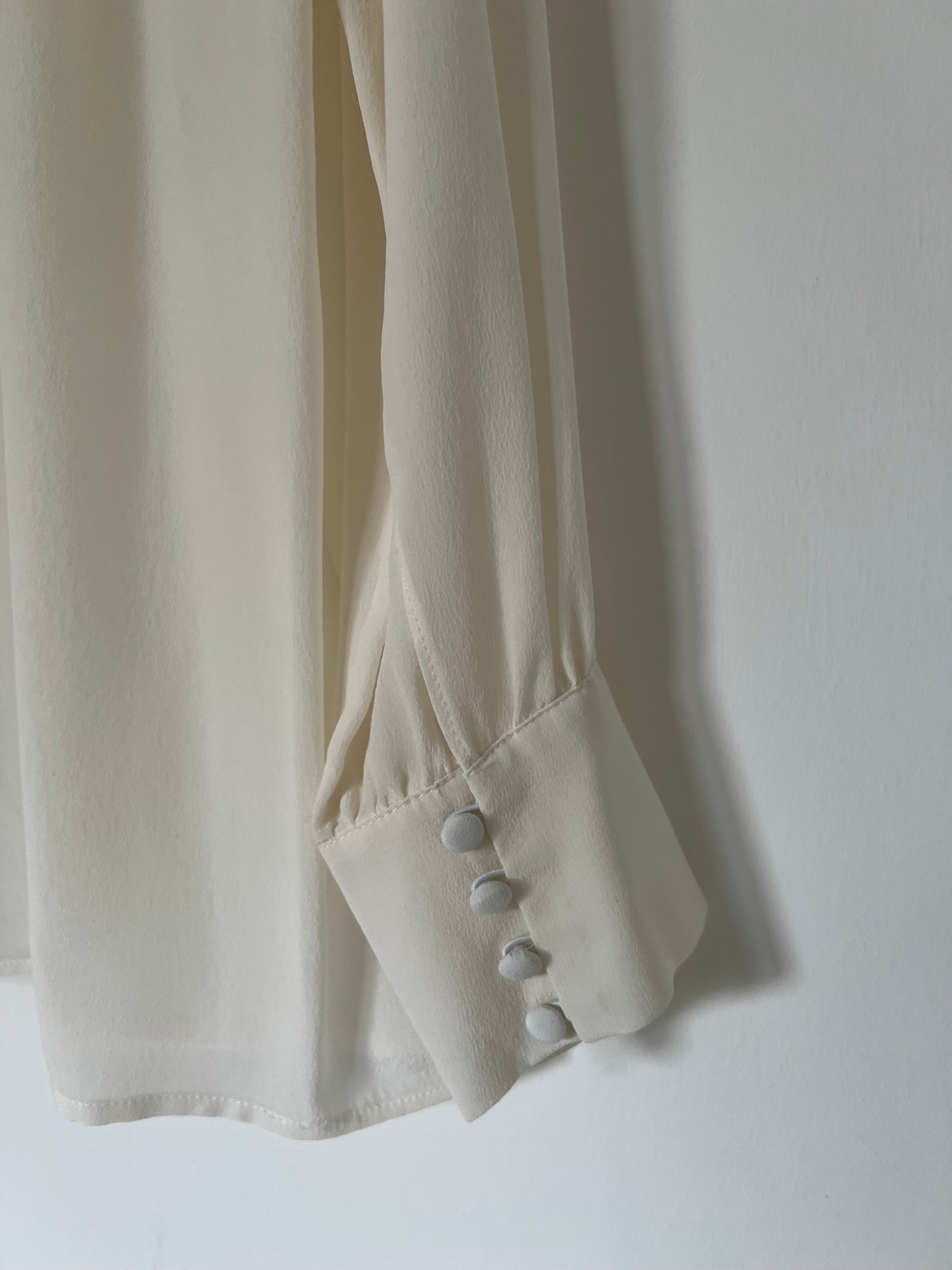 blouse en soie de seconde main, Sezane